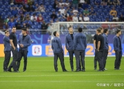 开云体育官网-阿贾克斯淘汰英超球队，表现惊艳