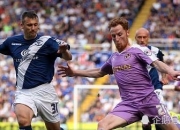 开云平台-伯明翰城客场不敌，保级形势堪忧