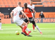 开云体育在线-包含里昂客场大胜南特，继续登顶法甲积分榜的词条