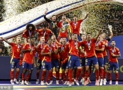 开云体育官网-英格兰力克乌拉圭，奥亚尔萨瓦尔状态火热