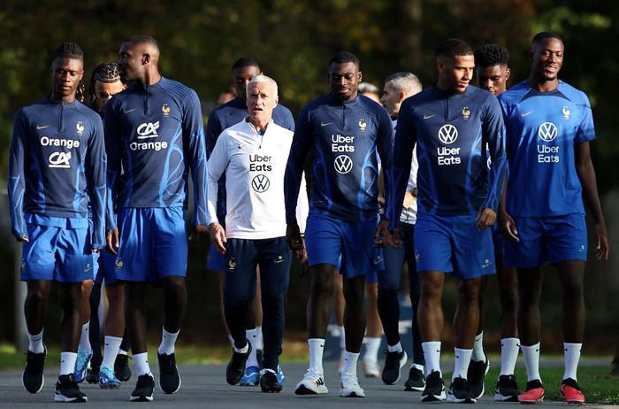 法国队迎战挪威队，必须全力以赴