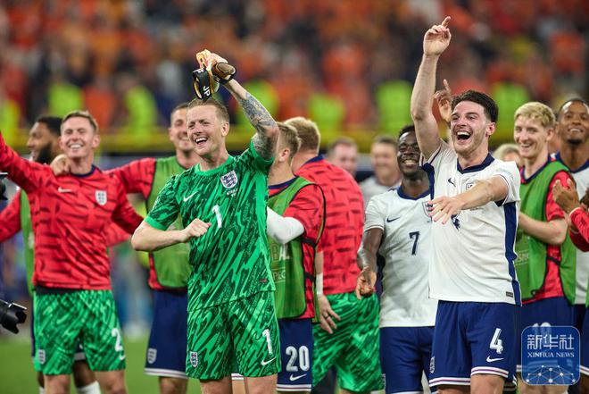 英格兰获得胜利,成功晋级半决赛 英格兰获得胜利,成功晋级半决赛
