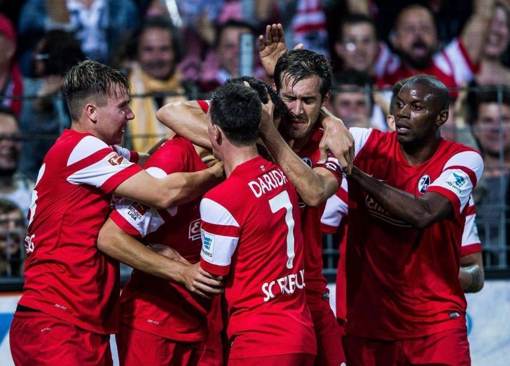 包含弗赖堡客场逆转战胜对手,助力保级任务的词条 包含弗赖堡客场逆转战胜对手,助力保级任务的词条