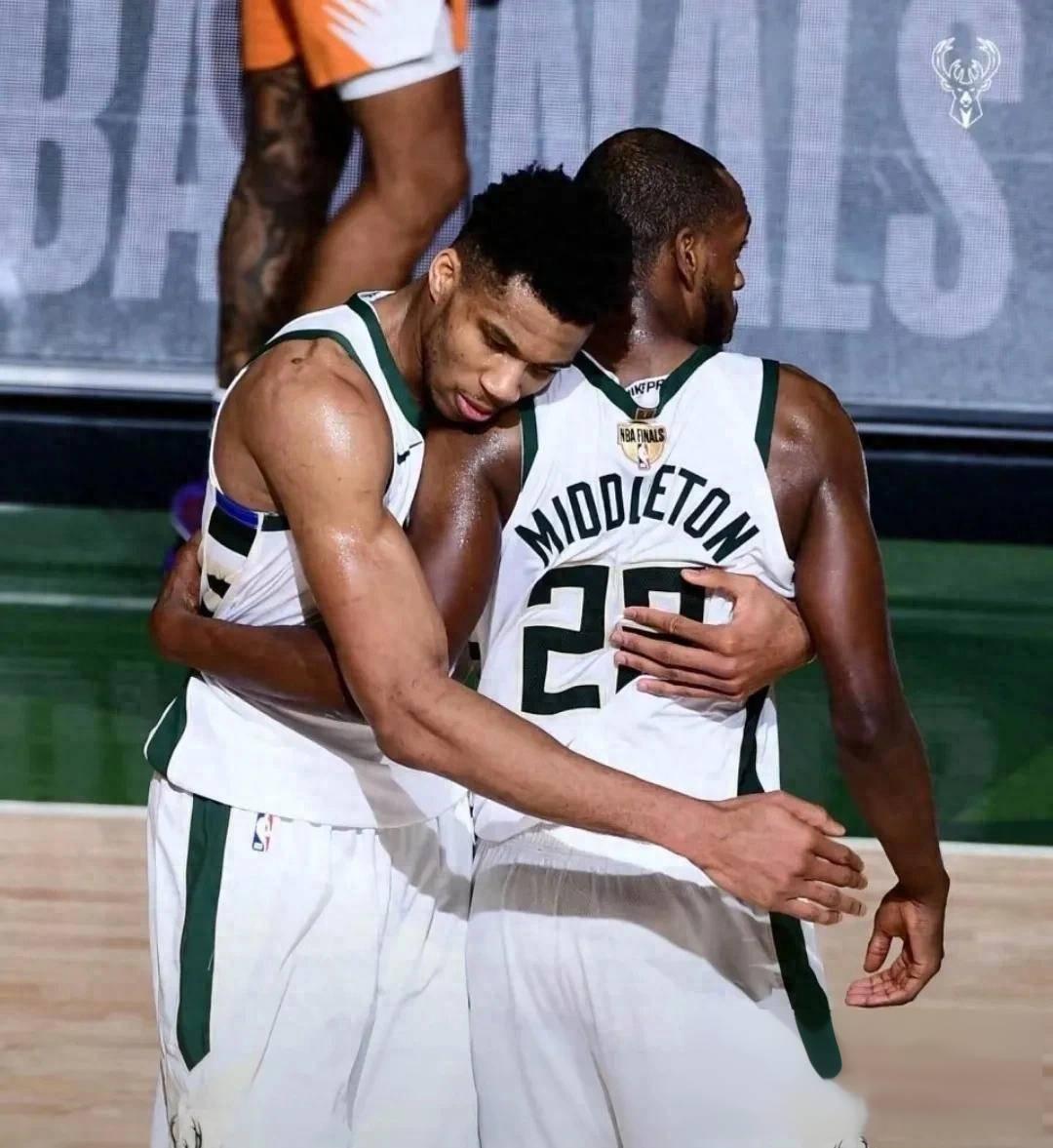 雄鹿大将多达三双,全面输出带队赢球的简单介绍 雄鹿大将多达三双,全面输出带队赢球的简单介绍