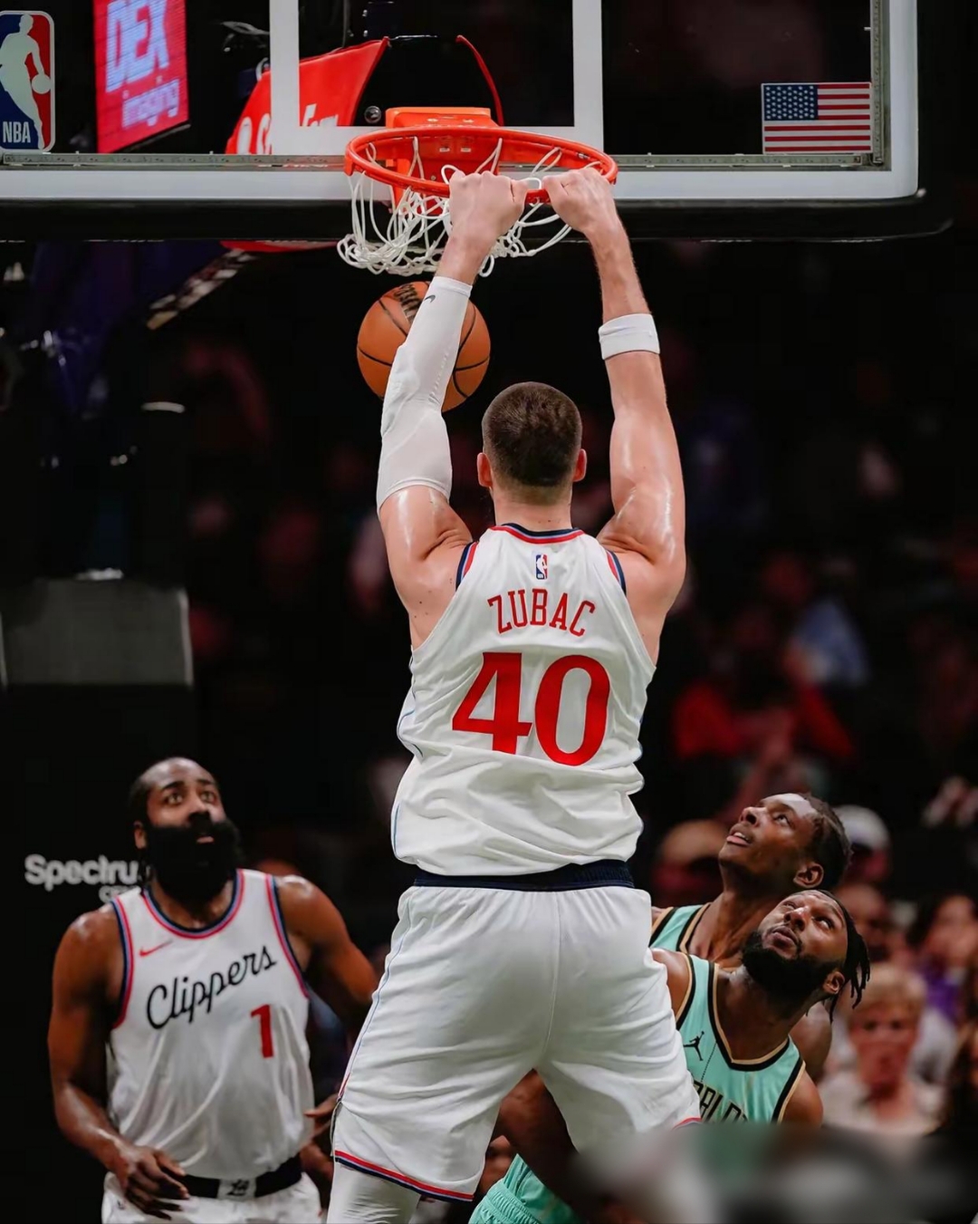 快船队核心球员受伤,球队困难重重 快船队核心球员受伤,球队困难重重