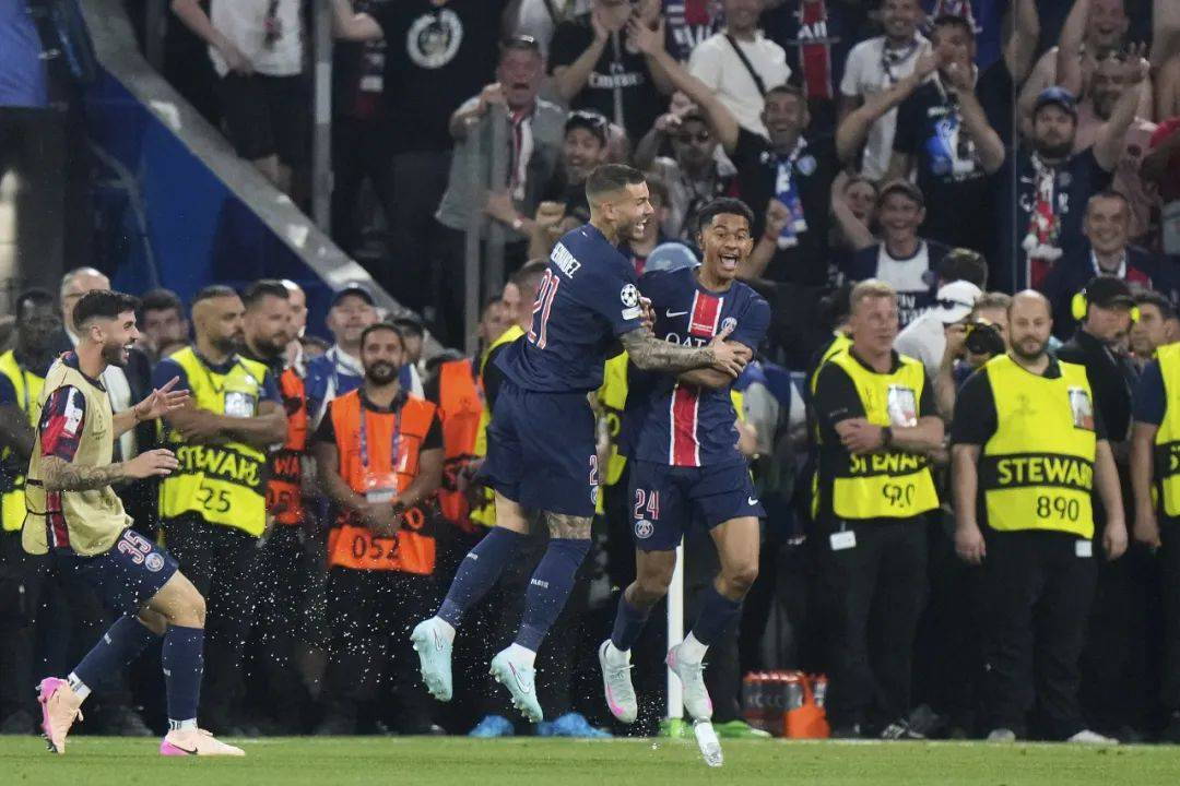 法国球员在欧冠联赛中取得重要胜利 法国球员在欧冠联赛中取得重要胜利