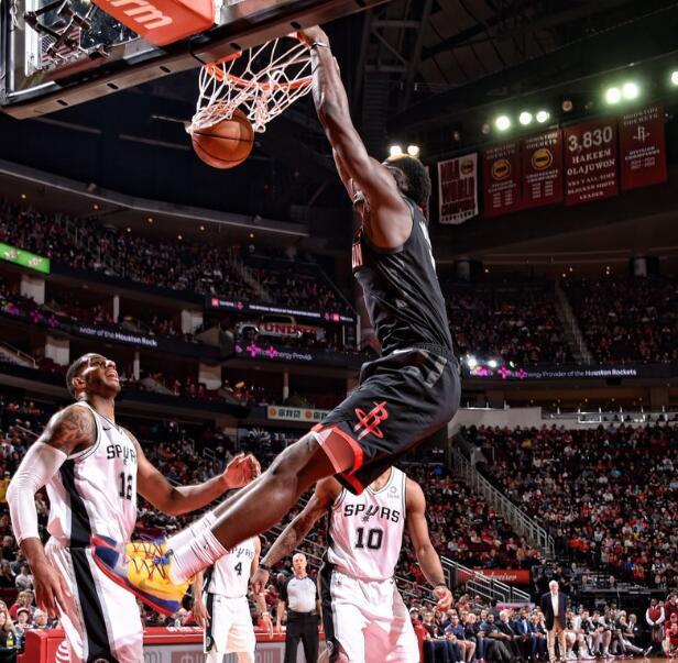 关于美学得分!卡佩拉分砍下生涯最高得分,火箭强势反超马刺的信息 关于美学得分!卡佩拉分砍下生涯最高得分,火箭强势反超马刺的信息