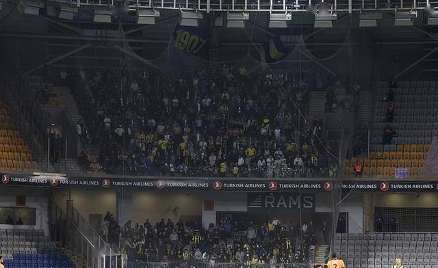 伯恩利阿帅怒吼球员,要求反弹的简单介绍 伯恩利阿帅怒吼球员,要求反弹的简单介绍