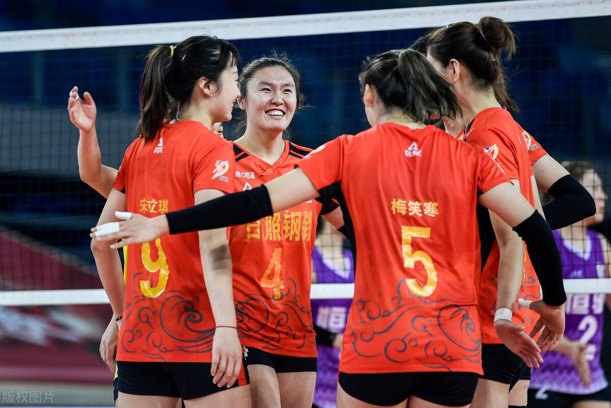 关于排球赛事中恒大战胜对手成功续约的信息 关于排球赛事中恒大战胜对手成功续约的信息