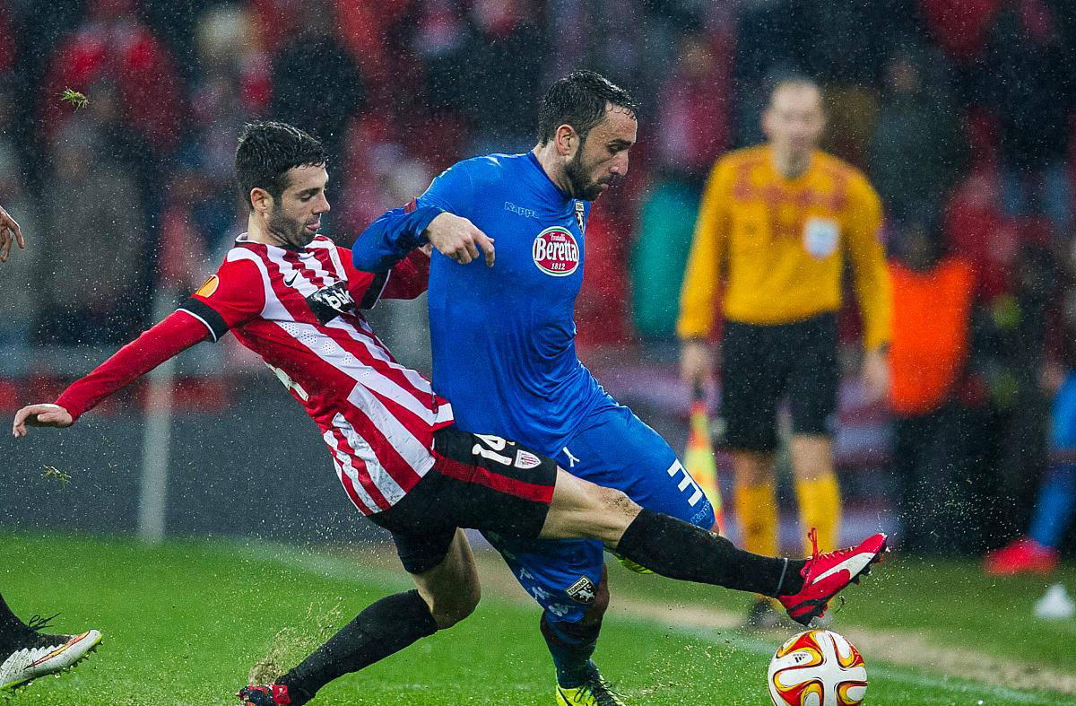 比利亚雷亚尔主场战胜，追赶前四名