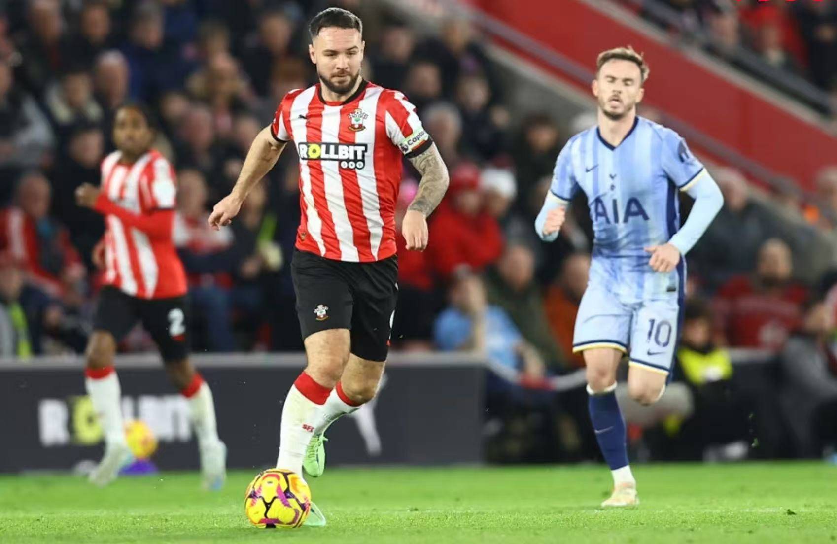 南安普顿主场大胜,赢得球迷欢呼的简单介绍 南安普顿主场大胜,赢得球迷欢呼的简单介绍