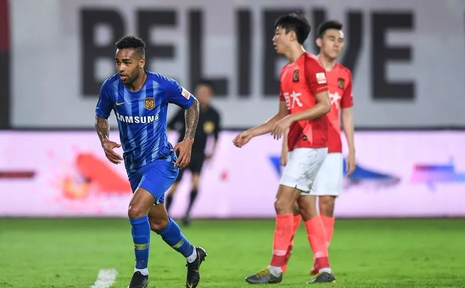 恒大客场逼平,冠军梦想渐行渐远的简单介绍 恒大客场逼平,冠军梦想渐行渐远的简单介绍