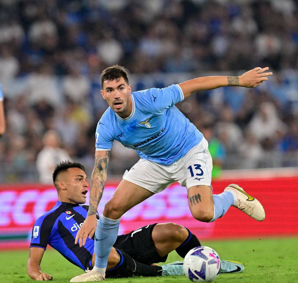 拉齐奥客场大胜,暂时占据联赛第三 拉齐奥客场大胜,暂时占据联赛第三