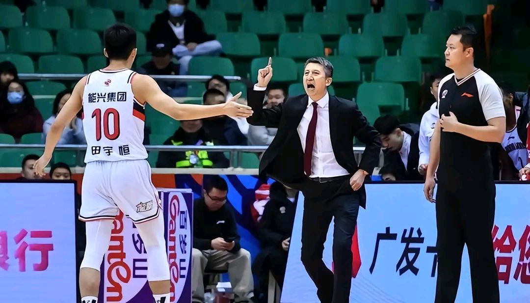 国际球星参与CBA联赛,为球队注入新活力 国际球星参与CBA联赛,为球队注入新活力