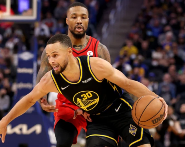 卡尔斯鲁厄再战赢球,全队发挥出色 卡尔斯鲁厄再战赢球,全队发挥出色