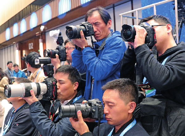 肆意世界:新闻界的精彩瞬间 肆意世界:新闻界的精彩瞬间