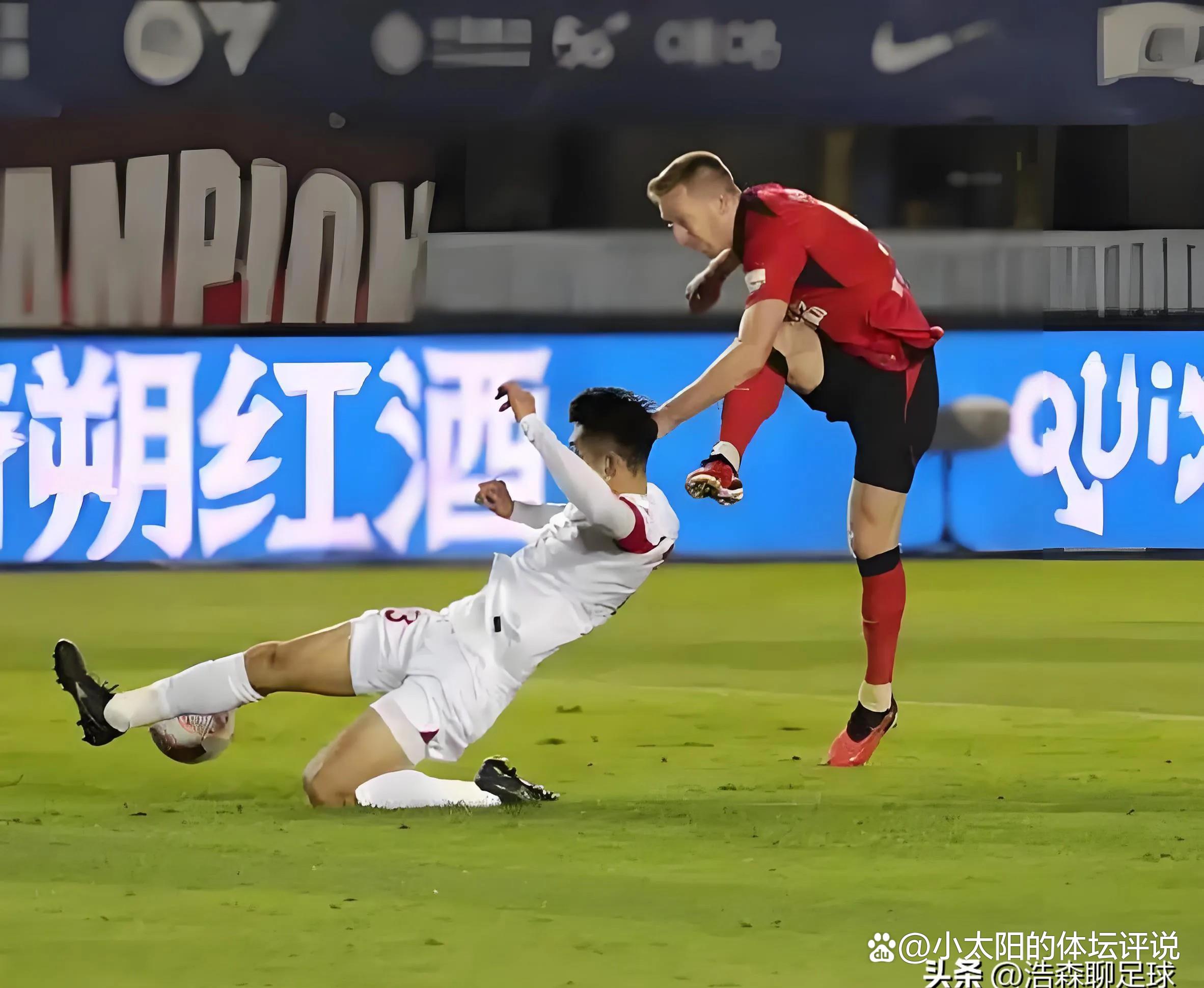 激烈角逐中不乏亮点,比赛看点十足 激烈角逐中不乏亮点,比赛看点十足