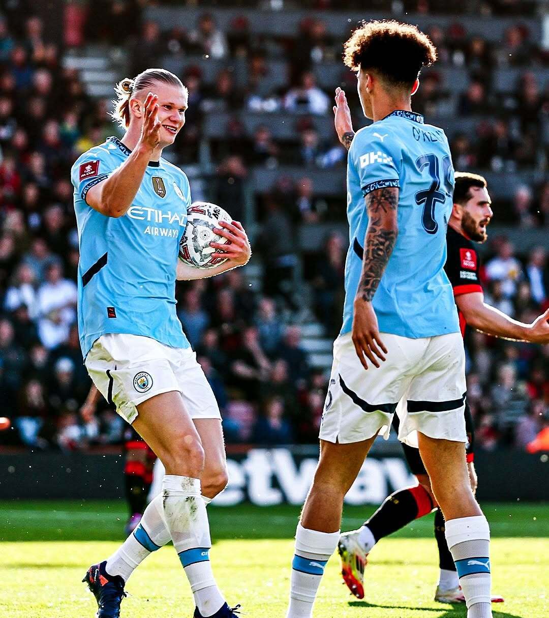 意大利完胜曼城,穆勒统治全场的简单介绍 意大利完胜曼城,穆勒统治全场的简单介绍