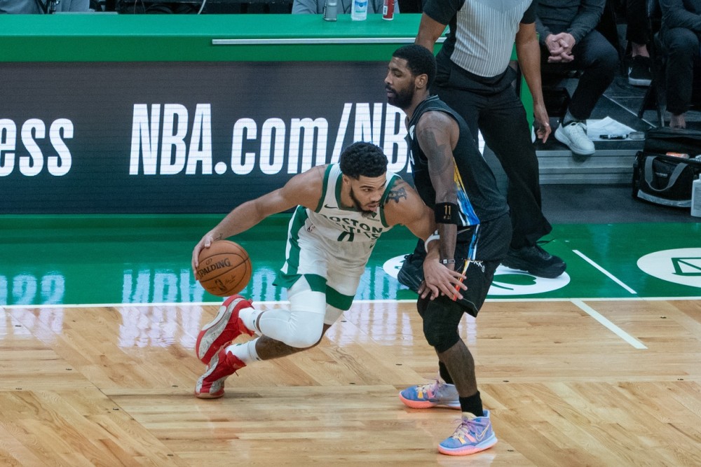 包含凯尔特人完胜篮网B队,欧文制霸全场的词条 包含凯尔特人完胜篮网B队,欧文制霸全场的词条